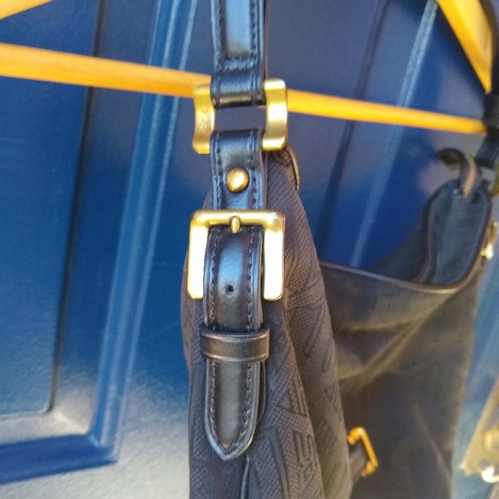 Lauren Ralph Lauren | monogram lock bag - Picture 3 of 7